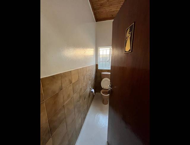M² BUILDING FOR SALE IN SPRINGS CENTRAL